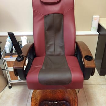 Glamour Nails - Comfy massage chairs that actually work - Nail Salons Near Me - Saint Simons Island, Georgia Glamour Nails - Comfy massage chairs that actually work - Nail Salons Near Me - Saint Simons Island, Georgia