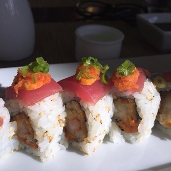 Wicker Park Sushi - Hot night roll - Sushi Bars Near Me - Chicago, Illinois Wicker Park Sushi - Hot night roll - Sushi Bars Near Me - Chicago, Illinois