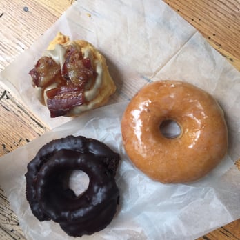 Do-Rite Donuts & Chicken - Double chocolate old fashioned, plain, and maple bacon gruillier - Donuts Near Me - Chicago, Illinois Do-Rite Donuts & Chicken - Double chocolate old fashioned, plain, and maple bacon gruillier - Donuts Near Me - Chicago, Illinois
