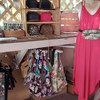 Irie Island Eats - Clothes for sale - Coffee & Tea Near Me - Marathon, Florida