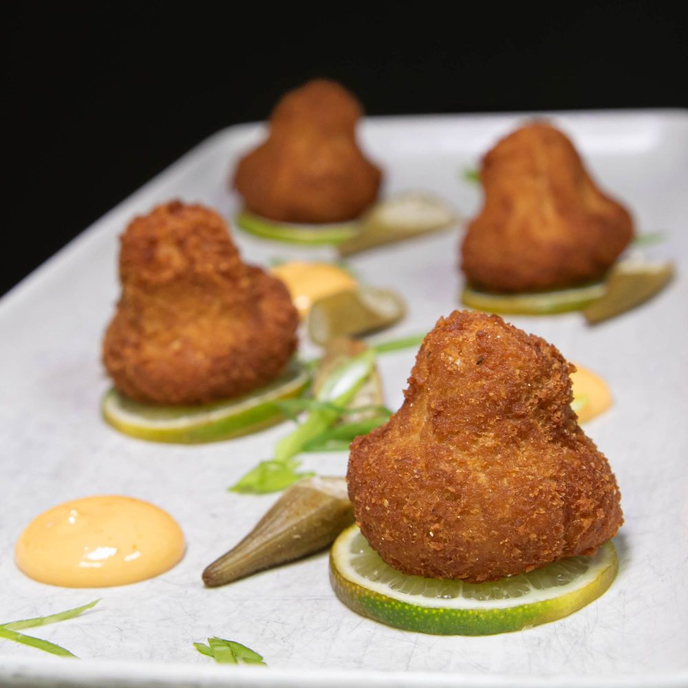 GLADSTONE TAVERN 186 Photos & 237 Reviews 273 Main St, Gladstone