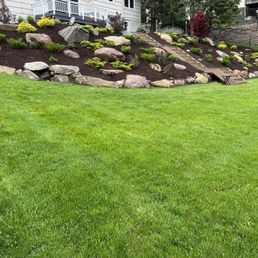 Fresh mulch and weed control