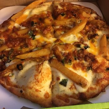 Zaucer Pizza - Spud'Nik - Creamy Garlic Ranch Sauce, Cheddar Cheese, Seasoned Breaded Potatoes, Bacon, Green Onion - Pizza Near Me - Redmond, Washington