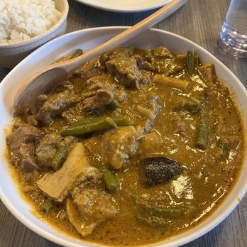 Ruby's Fast Food - Beef and veggies with Peanut butter sauce - my favorite - Filipino Near Me - Chicago, Illinois Ruby's Fast Food - Beef and veggies with Peanut butter sauce - my favorite - Filipino Near Me - Chicago, Illinois