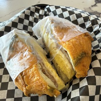 Ali's Bagel & Coffee - Coffee & Tea Near Me - Costa Mesa, California