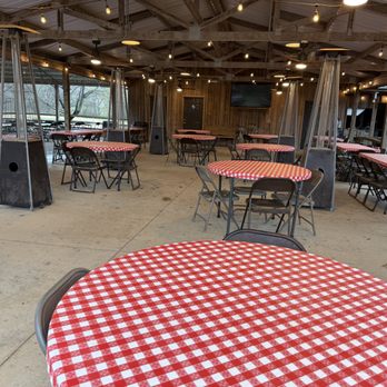 Cedar Hill Farm - Outdoor Pavilion Seating - Venues & Event Spaces Near Me - Hernando, Mississippi