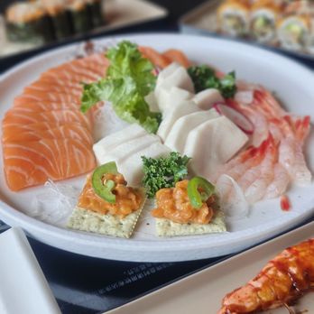 168 Sushi Japan Buffet - Sushi Bars Near Me - Mississauga, Ontario