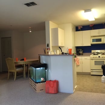 Wellington Apartments - Dining - Apartments Near Me - Clearwater, Florida Wellington Apartments - Dining - Apartments Near Me - Clearwater, Florida