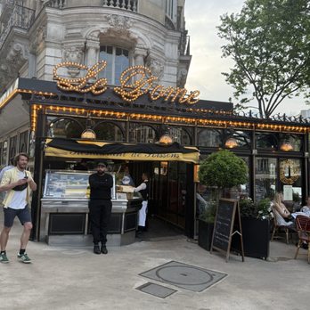 Le Dôme - Highly recommended. Host was very understanding my request they speak English well - Seafood Near Me - Paris, 75