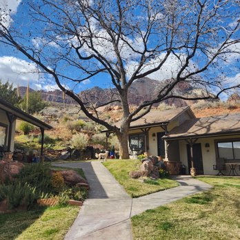Red Rock Inn Bed & Breakfast - Bed & Breakfast Near Me - Springdale, Utah Red Rock Inn Bed & Breakfast - Bed & Breakfast Near Me - Springdale, Utah