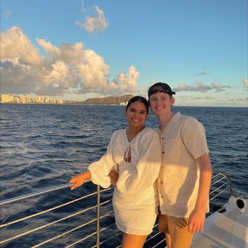 Royal Hawaiian Catamaran - Bride and groom - Boat Charters Near Me - Honolulu, Hawaii Royal Hawaiian Catamaran - Bride and groom - Boat Charters Near Me - Honolulu, Hawaii