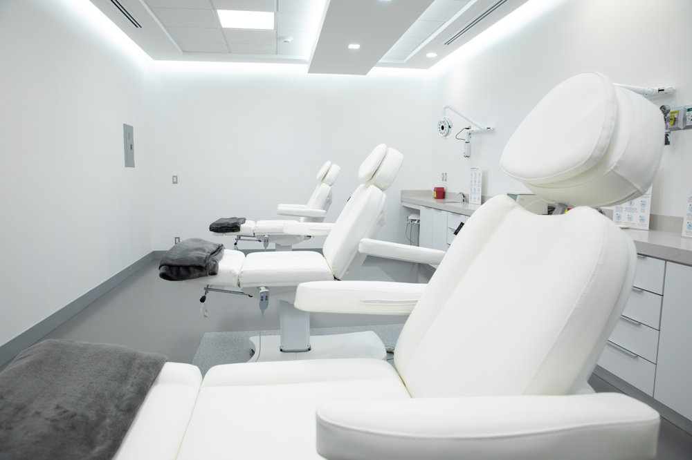 THE ARIEL CENTER Updated October 2024 27 Photos Paseo de los Heroes 9111, No. 100, Zona