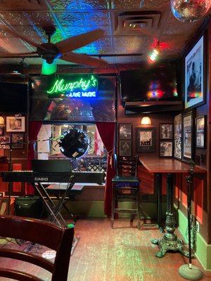 Monsignor Murphy's by null