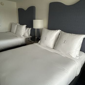 InterContinental Miami - Beds - Hotels Near Me - Miami, Florida