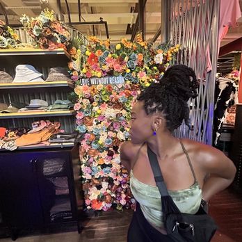 LaRayia’s Bodega - Decor - Vegan Near Me - Atlanta, Georgia