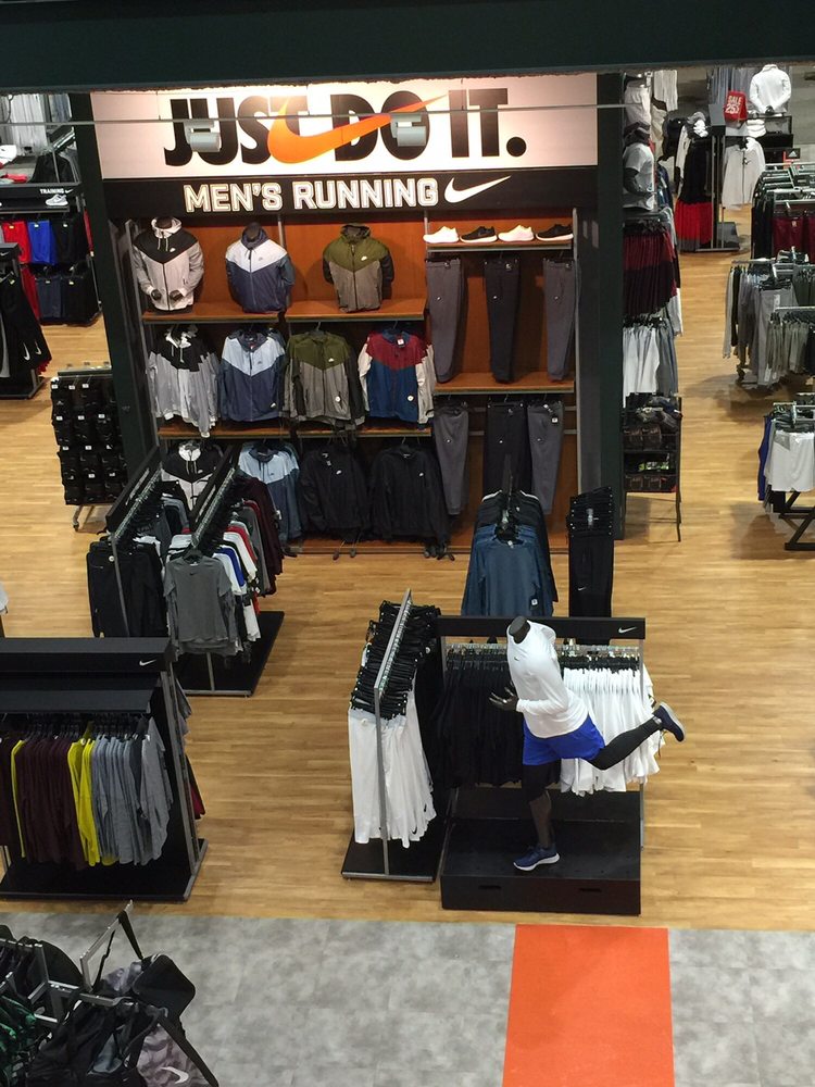 DICK’S SPORTING GOODS 19 Photos & 17 Reviews Sports Wear 2400