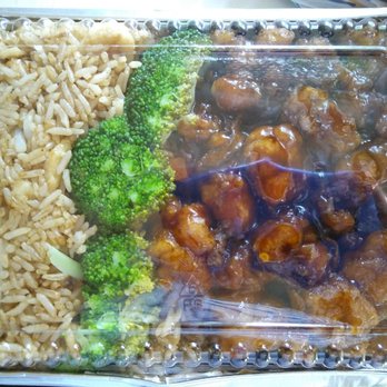 China Wok - Orange Chicken combo plate - Chinese Near Me - Des Plaines, Illinois China Wok - Orange Chicken combo plate - Chinese Near Me - Des Plaines, Illinois
