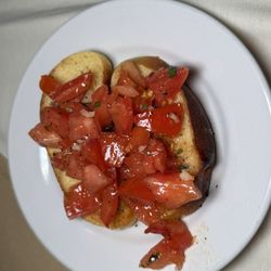 LA Primavera Italiano Ristorante & Pizzeria - Bruschetta