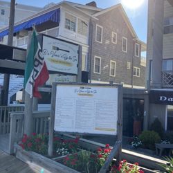 Outside entrance off the boardwalk