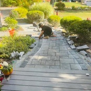 Gomez Landscaping & Tree Removal - Landscaping Near Me - Dracut, Massachusetts