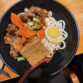 四姐 Special Noodle - Kung Pow Chicken Mixed Noodles, Rice - Chinese Near Me - Milpitas, California
