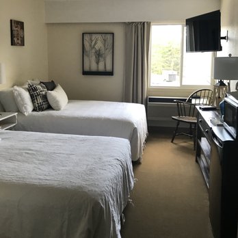 Western Lodge - Double Queen suite - Hotels Near Me - Kimberley, British Columbia Western Lodge - Double Queen suite - Hotels Near Me - Kimberley, British Columbia