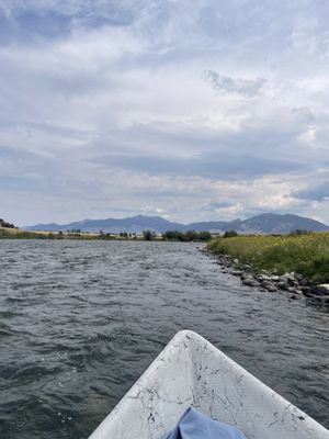 Gallatin River Guides by null