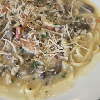 Simply Green Cafe - Lemony Oyster Mushroom Scampi over Linguine - Vegan Near Me - Ramsey, New Jersey