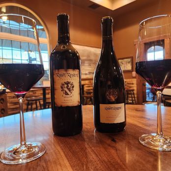 Robert Renzoni Vineyards - Came to pick up our wine . - Wineries Near Me - Temecula, California