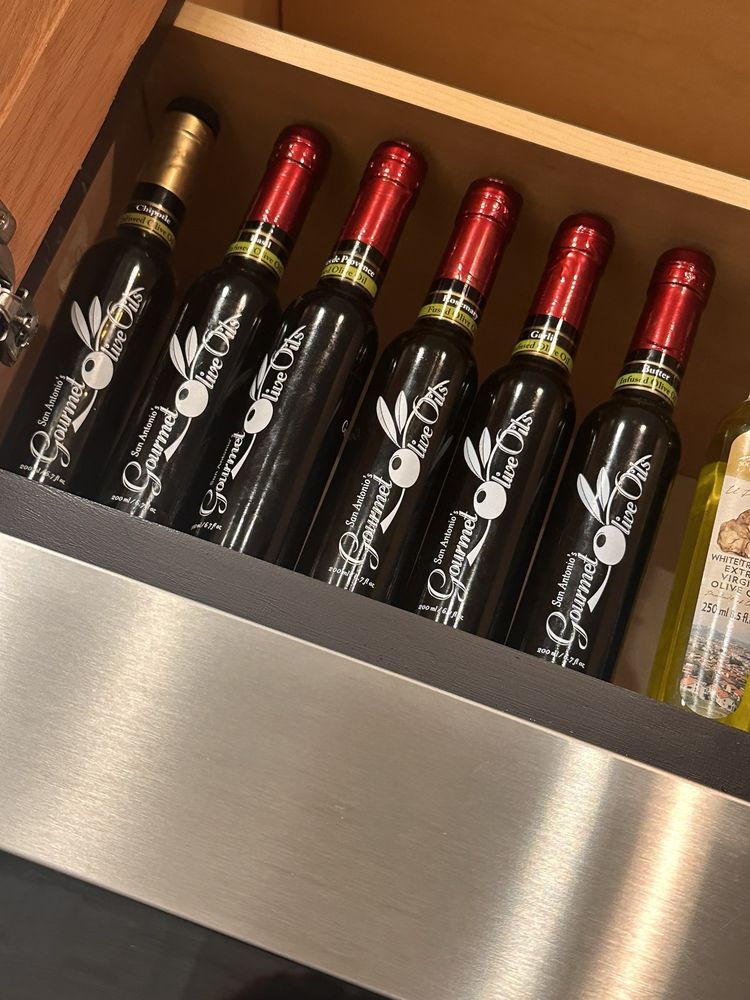 San Antonio's Gourmet Olive Oils Logo