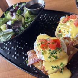Eggs Benedict