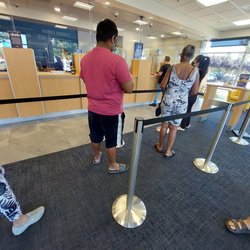 Golden 1 Credit Union - Always a line - no matter what time!