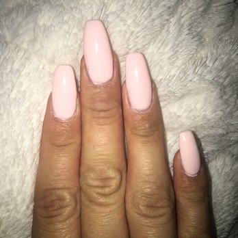 Rio Nail Bar - Again the middle nail - Nail Salons Near Me - Ankeny, Iowa