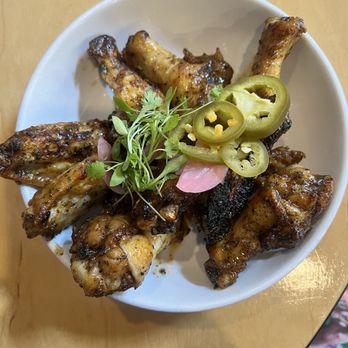 3 Sons Brewing - Sriracha honey wings - Breweries Near Me - Dania Beach, Florida