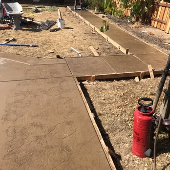 District Concrete Construction - Stamping in progress. Roseville, CA - General Contractors Near Me - Sacramento, California District Concrete Construction - Stamping in progress. Roseville, CA - General Contractors Near Me - Sacramento, California
