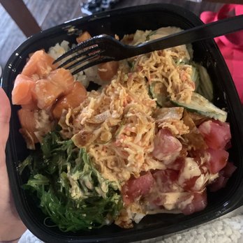 FinBomb Sushi Burrito Pokè Ramen - Salmon, tuna, crab salad, seaweed salad - Ramen Near Me - Baton Rouge, Louisiana