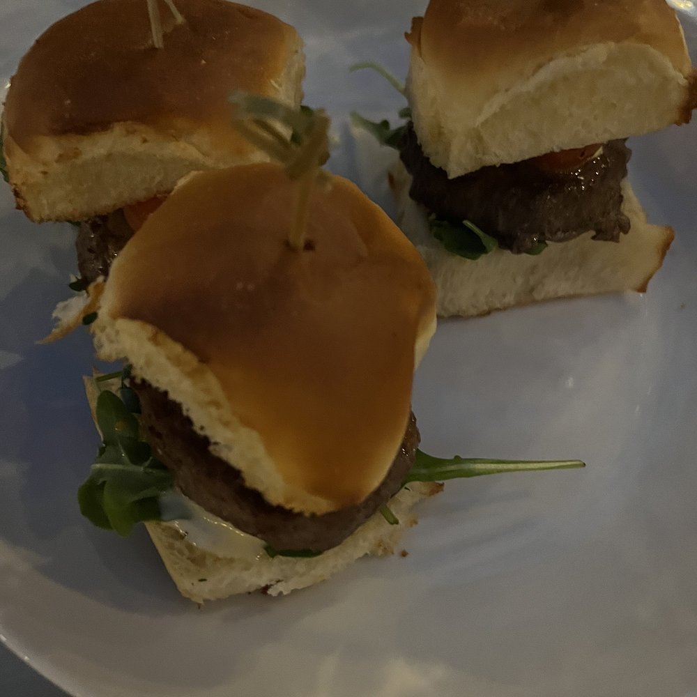 The Dandy Crown - Sliders - Cocktail Bars Near Me - Chicago, Illinois The Dandy Crown - Sliders - Cocktail Bars Near Me - Chicago, Illinois