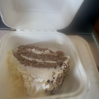 Bernie's Restaurant - Carrot cake - American Near Me - Montgomery Center, Vermont