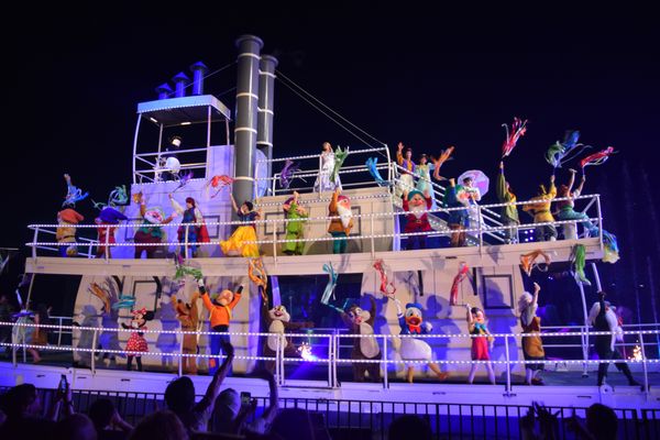 Fantasmic! by null