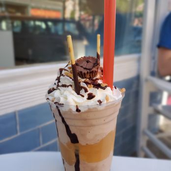 FRIO Creamery - PB fudge milkshake - Ice Cream & Frozen Yogurt Near Me - Pittsburgh, Pennsylvania FRIO Creamery - PB fudge milkshake - Ice Cream & Frozen Yogurt Near Me - Pittsburgh, Pennsylvania
