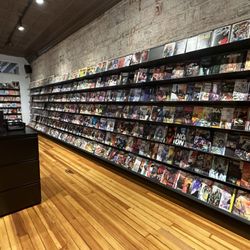 Legend Comics & Coffee - Current issues