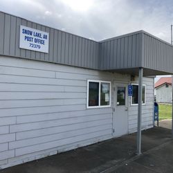 U S Postal Service - view of entrance to post office