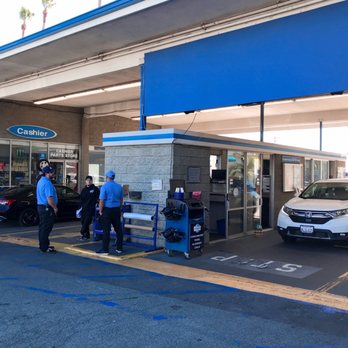 Honda World - Service Station - Car Dealers Near Me - Westminster, California