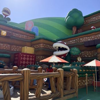 Super Nintendo World - Amusement Parks Near Me - Universal City, California