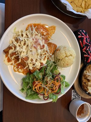 La Villa Grill & Bar by null