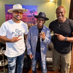 The Debonair Cigar Lounge - Jay Love, Guy Torry and Terry Clark having a smoke!
