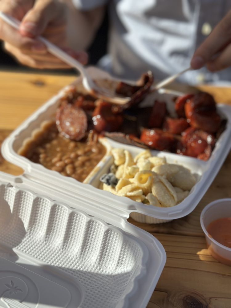 THE PIT SMOKEHOUSE BBQ Updated September 2024 Portland, Oregon Barbeque Restaurant