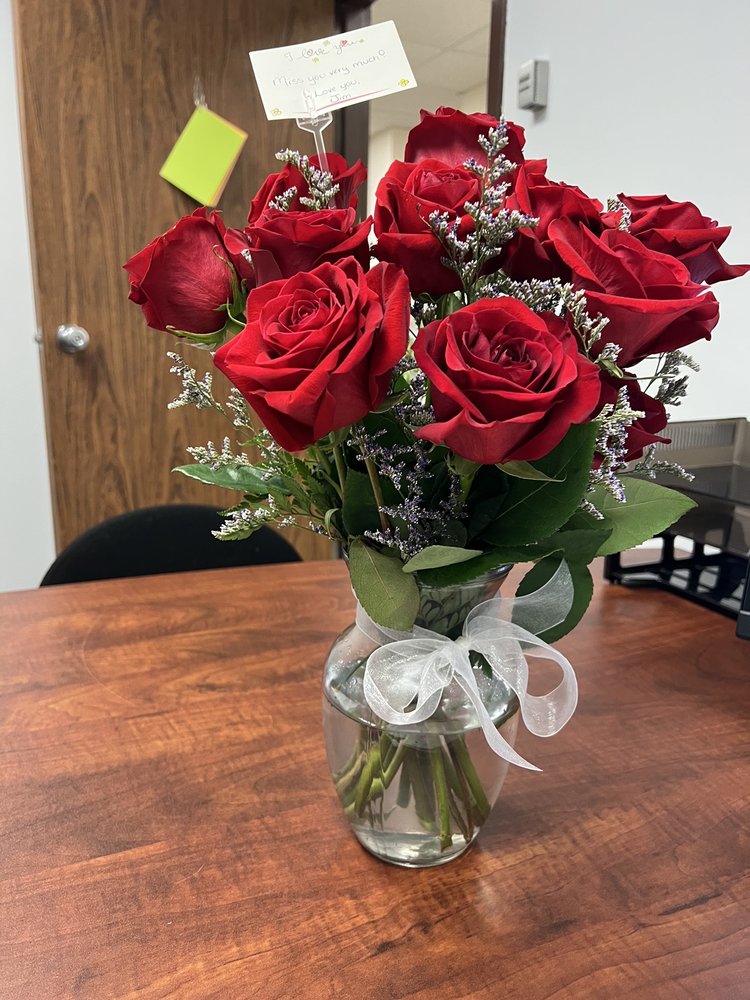 RAINBOW FLORAL Updated October 2024 105 W Miner Ave, Ladysmith