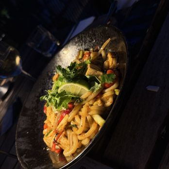 Room Service - Japanese Near Me - Milwaukee, Wisconsin Room Service - Japanese Near Me - Milwaukee, Wisconsin