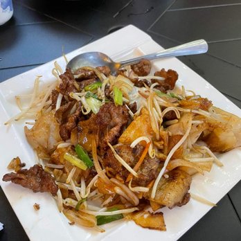 XLB Kitchen - Beef chow fun - Szechuan Near Me - Cupertino, California XLB Kitchen - Beef chow fun - Szechuan Near Me - Cupertino, California